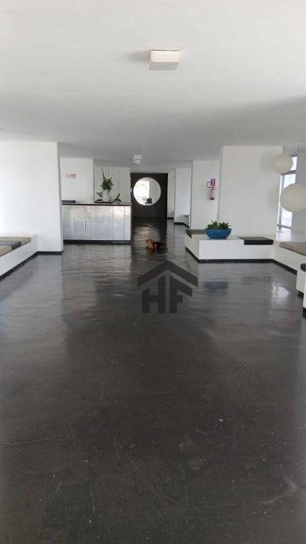 Apartamento para alugar com 3 quartos, 123m² - Foto 18