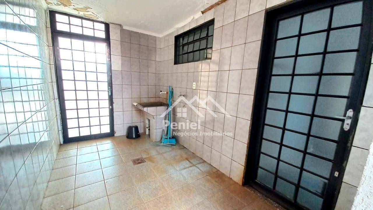 Casa à venda com 5 quartos, 236m² - Foto 40