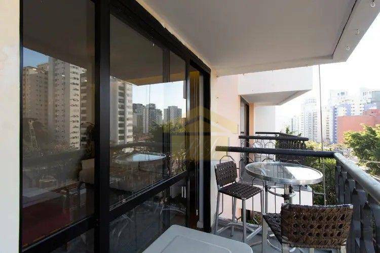 Apartamento à venda com 3 quartos, 95m² - Foto 5