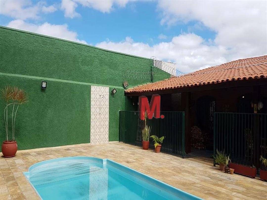 Casa à venda com 4 quartos, 350m² - Foto 18