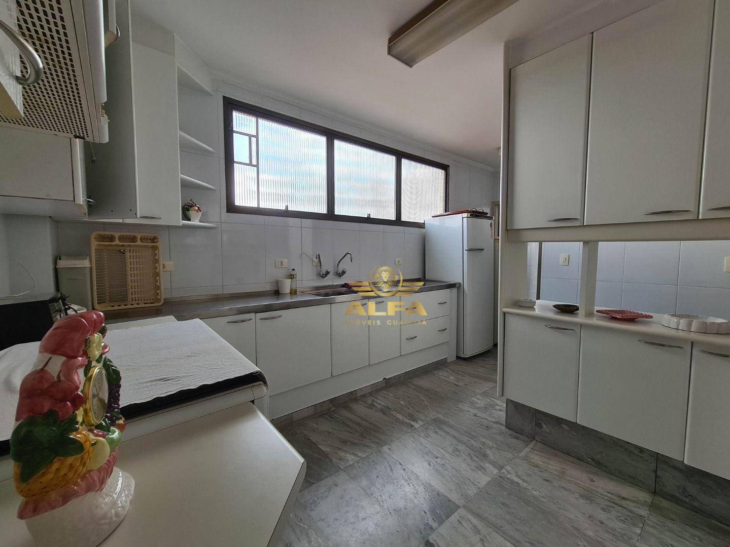 Apartamento à venda com 4 quartos, 213m² - Foto 29