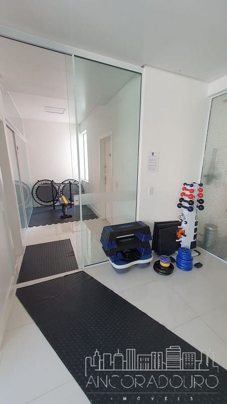 Apartamento à venda com 3 quartos, 130m² - Foto 23