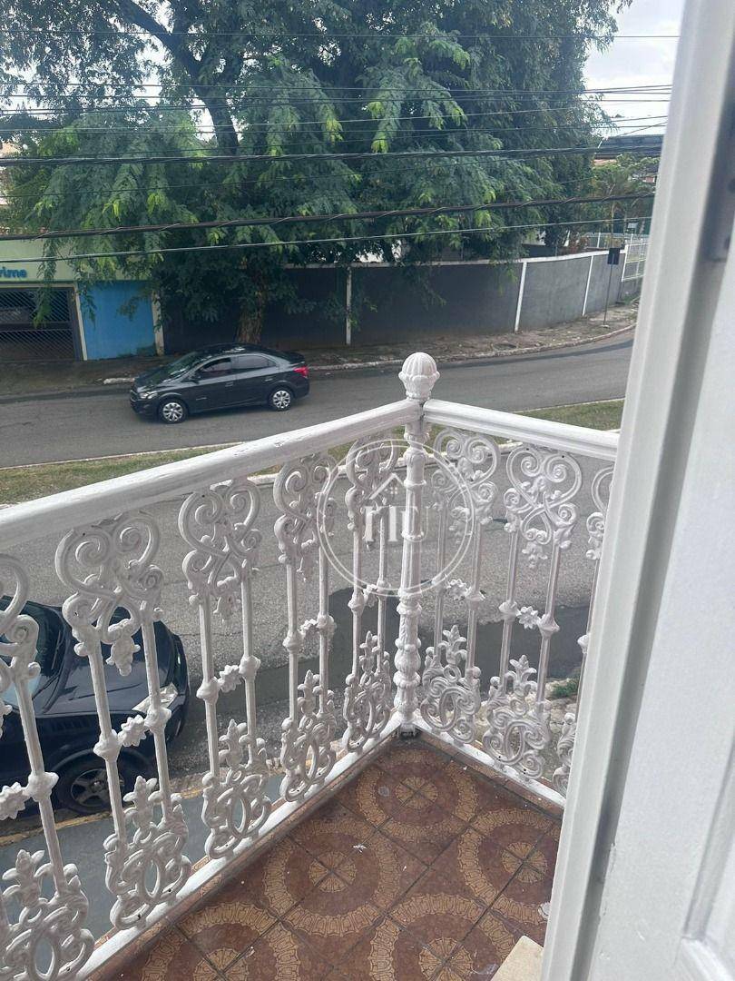 Casa para alugar com 6 quartos, 224m² - Foto 35