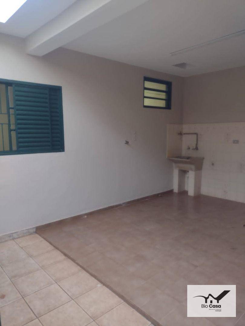 Casa à venda com 4 quartos, 231m² - Foto 5