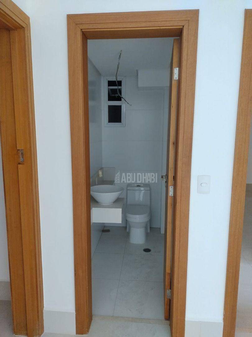 Apartamento à venda com 4 quartos, 251m² - Foto 23