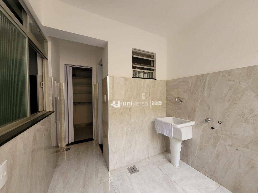 Apartamento à venda com 3 quartos, 122m² - Foto 7