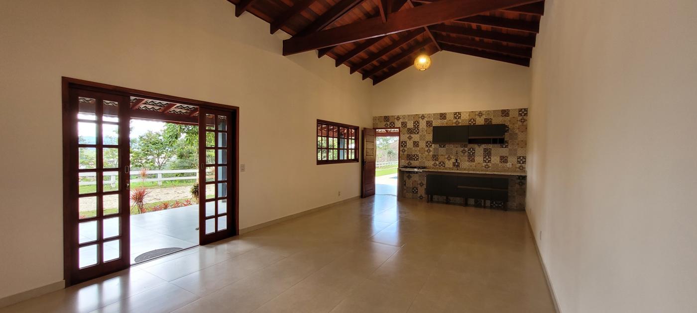 Fazenda à venda com 3 quartos, 10124m² - Foto 9