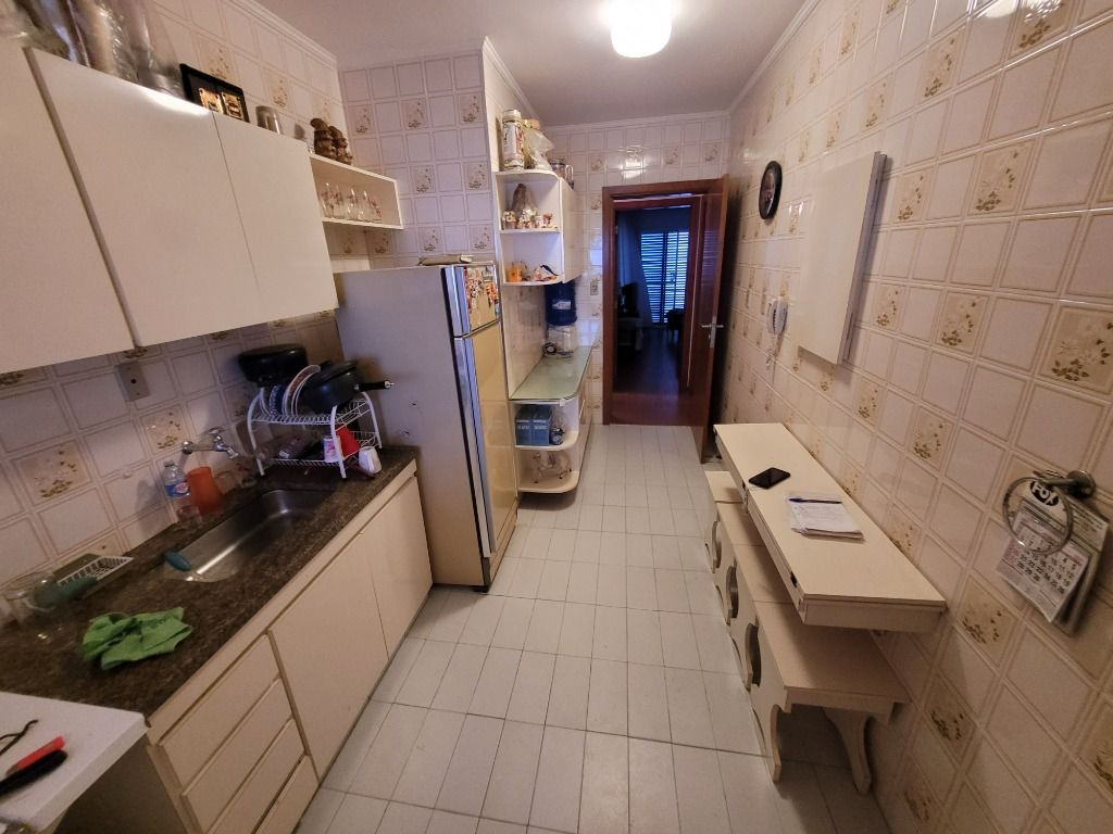 Apartamento à venda com 1 quarto, 60m² - Foto 9