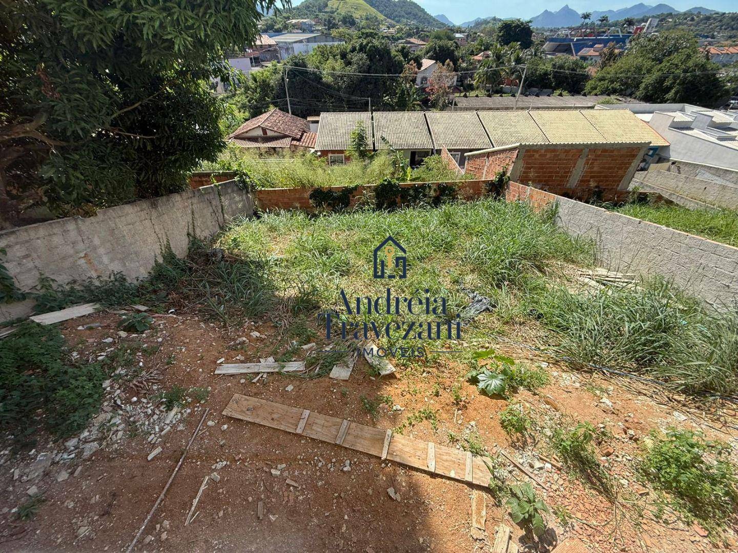 Casa à venda com 2 quartos, 70m² - Foto 15