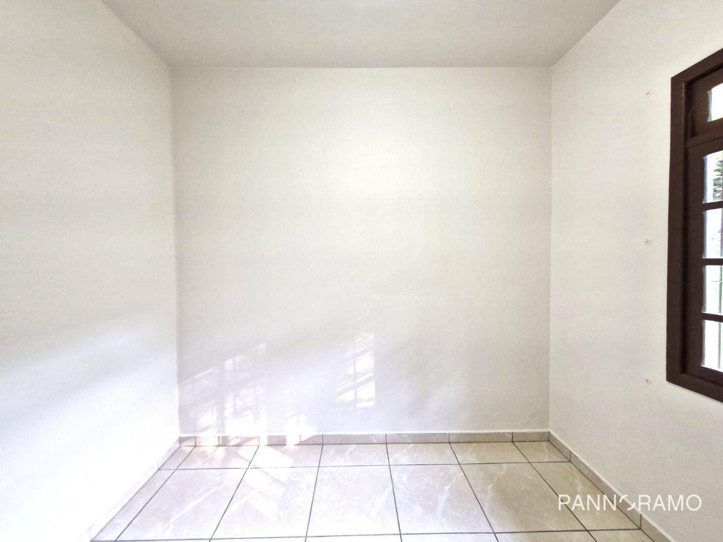Casa para alugar com 3 quartos, 108m² - Foto 12