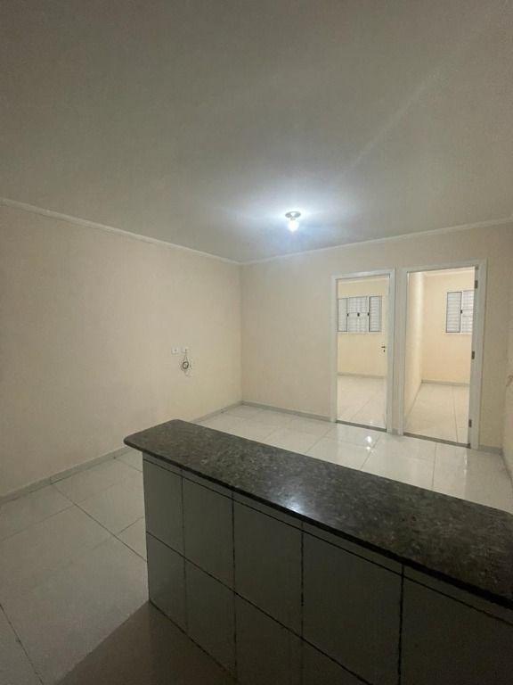 Apartamento para alugar com 2 quartos, 50m² - Foto 7