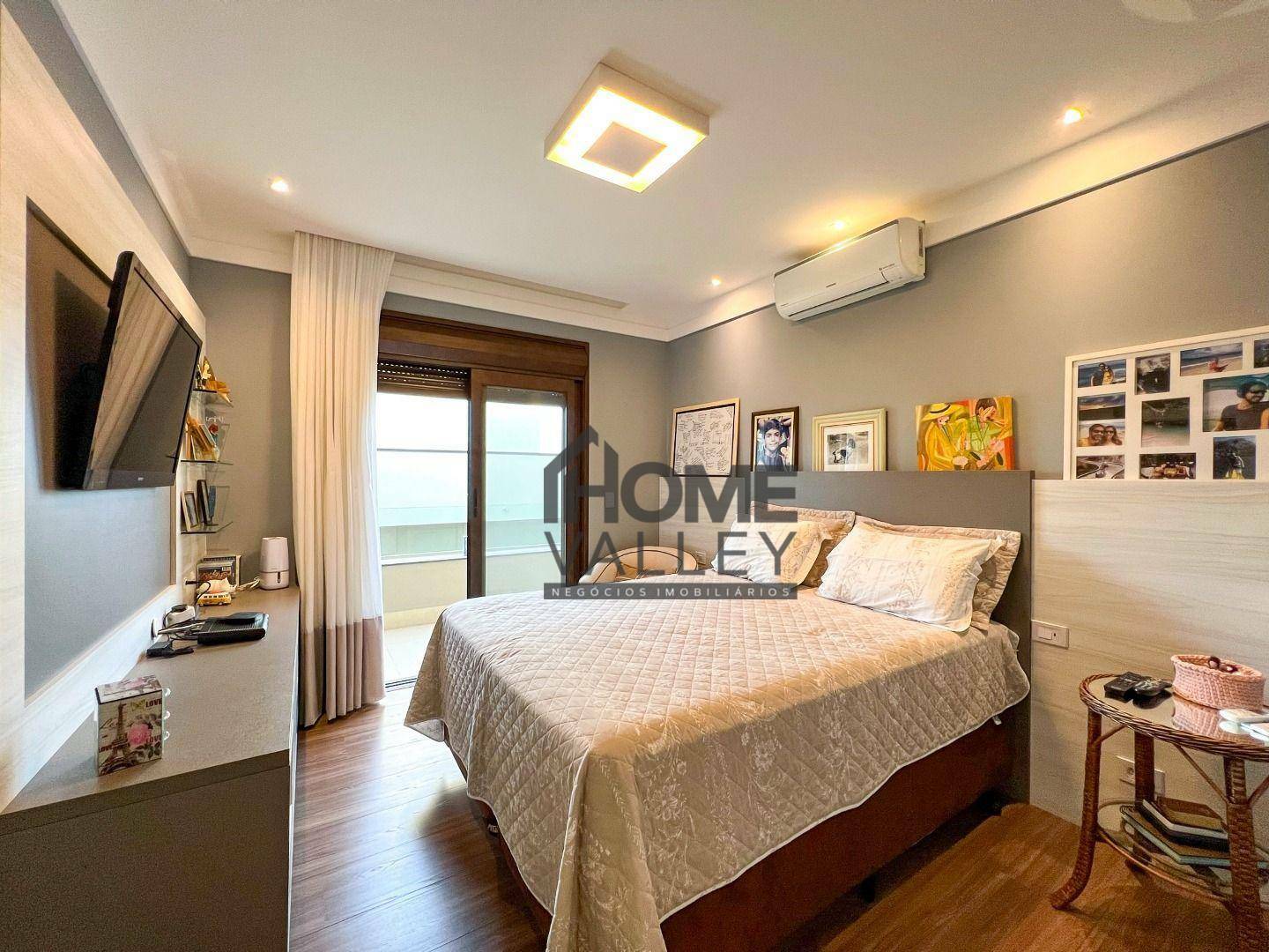 Casa de Condomínio à venda com 3 quartos, 330m² - Foto 26