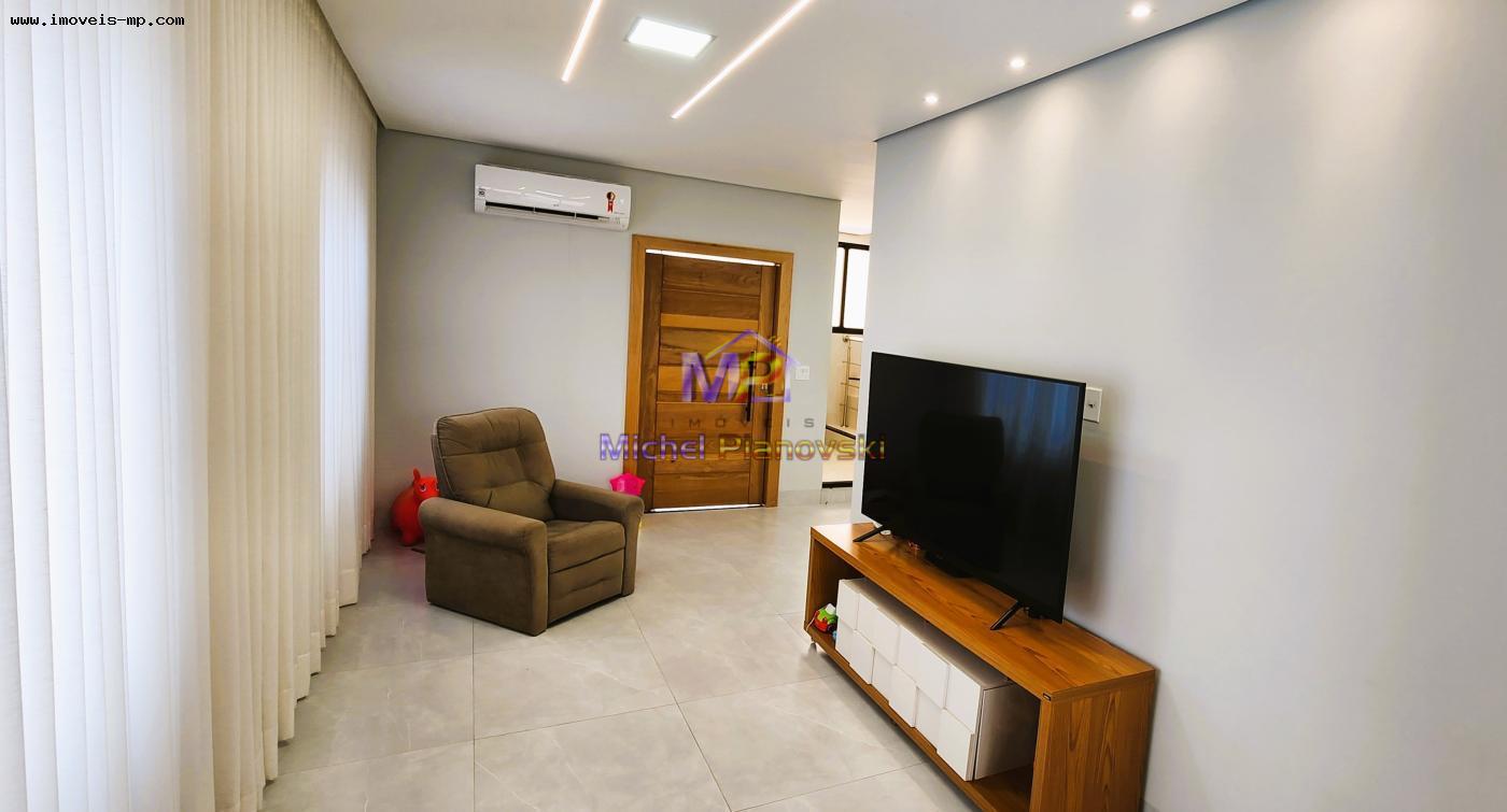 Casa de Condomínio à venda com 4 quartos, 219m² - Foto 13