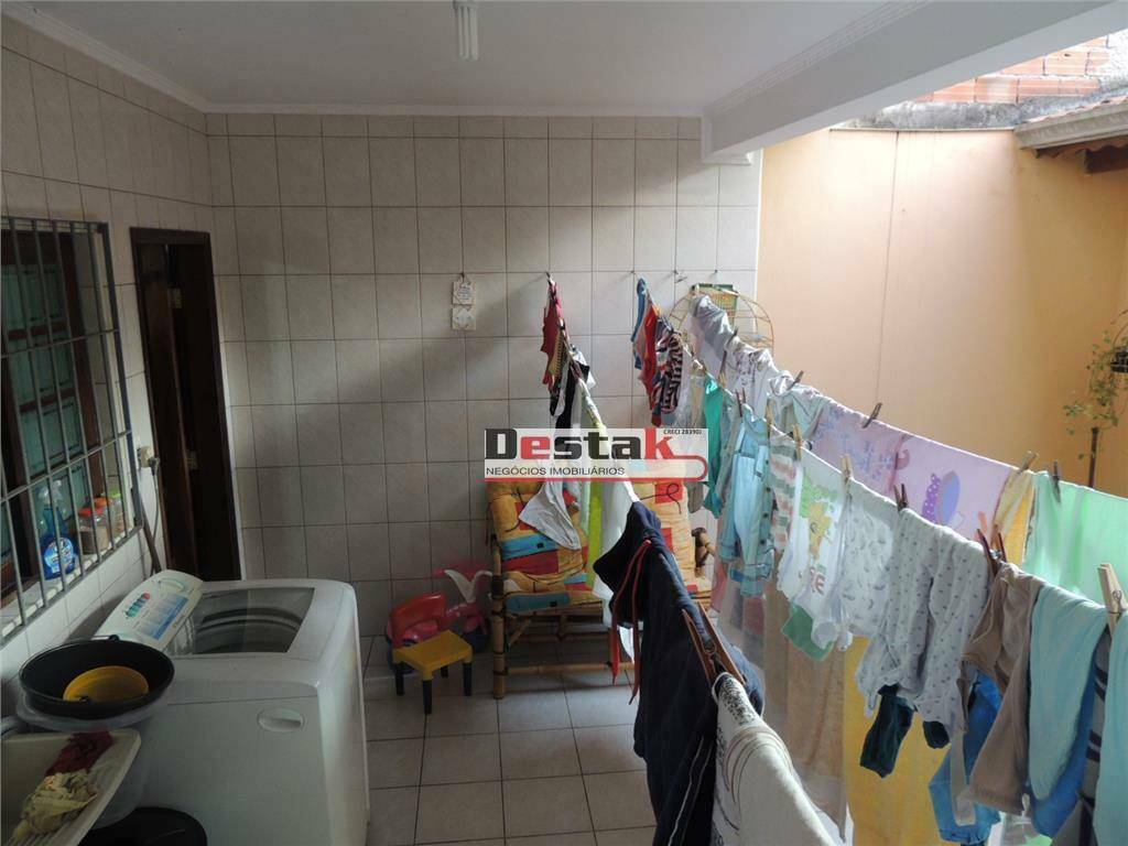 Sobrado à venda com 3 quartos, 300m² - Foto 40