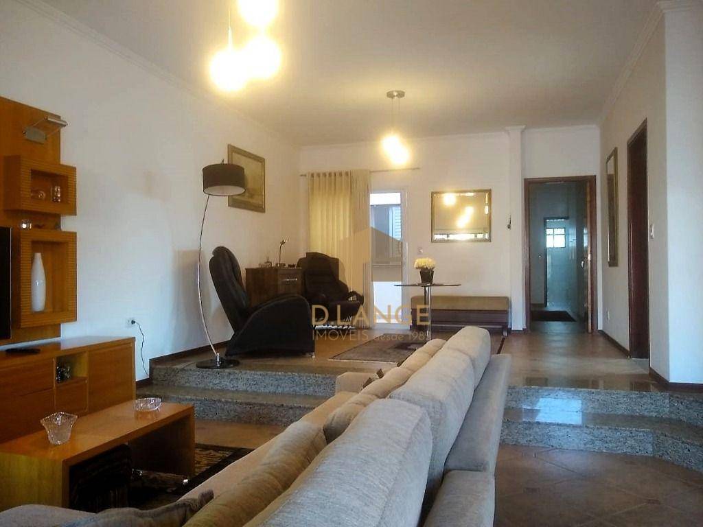 Casa à venda com 3 quartos, 217m² - Foto 26