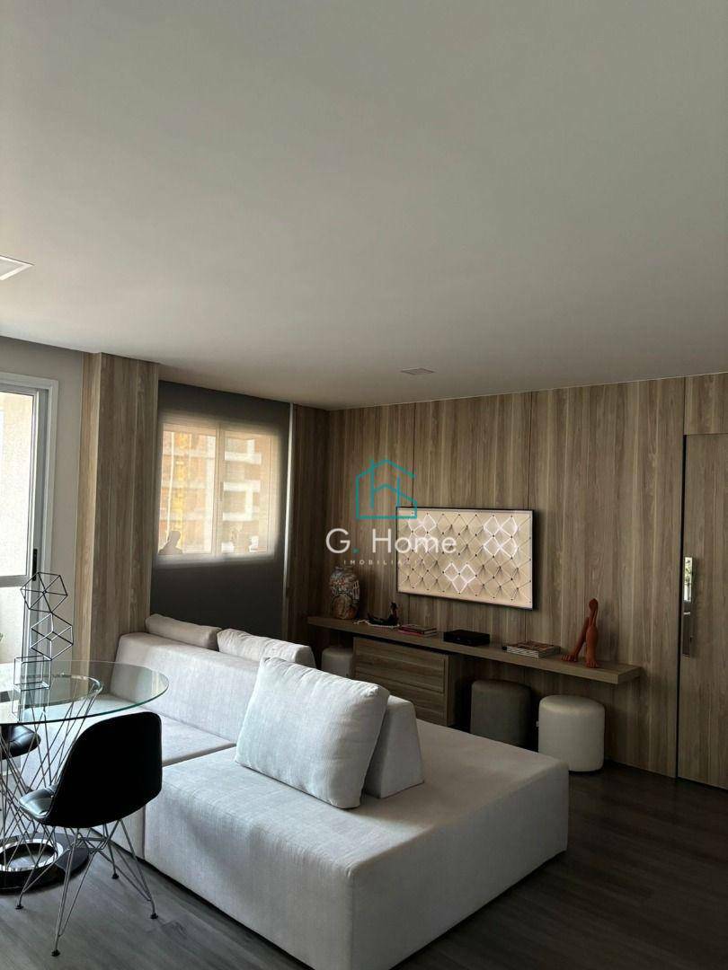 Apartamento para alugar com 2 quartos, 76m² - Foto 2