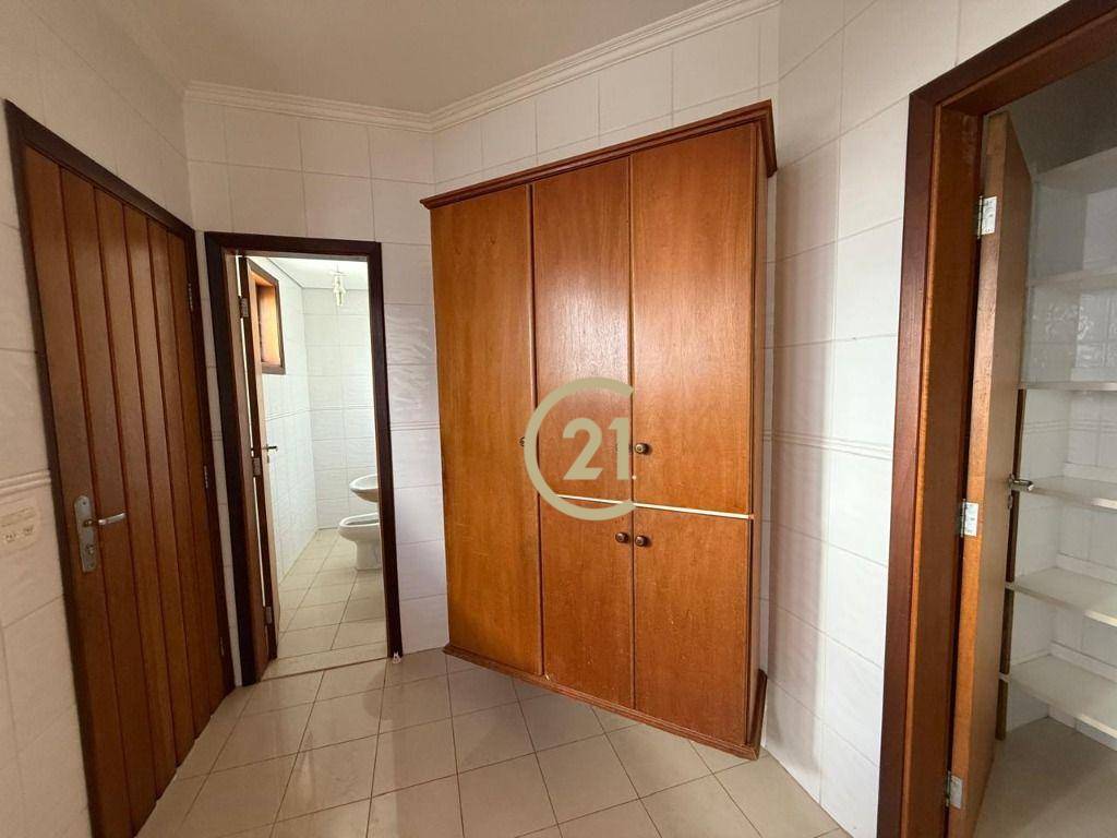 Casa de Condomínio à venda com 4 quartos, 340m² - Foto 11