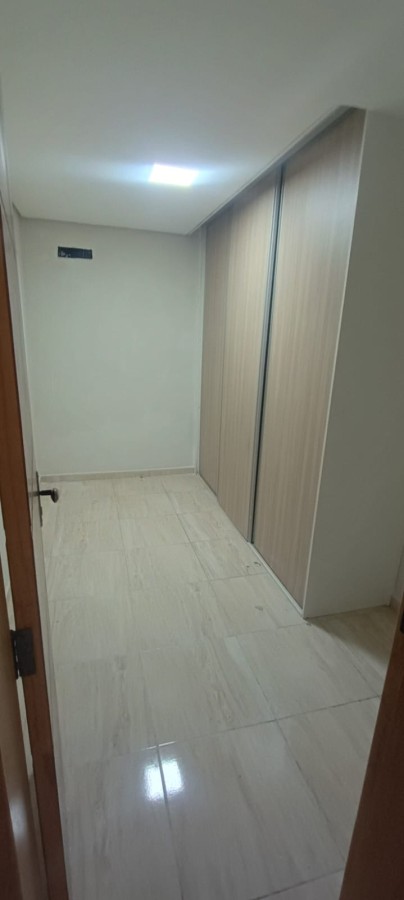 Apartamento à venda com 3 quartos, 75m² - Foto 8