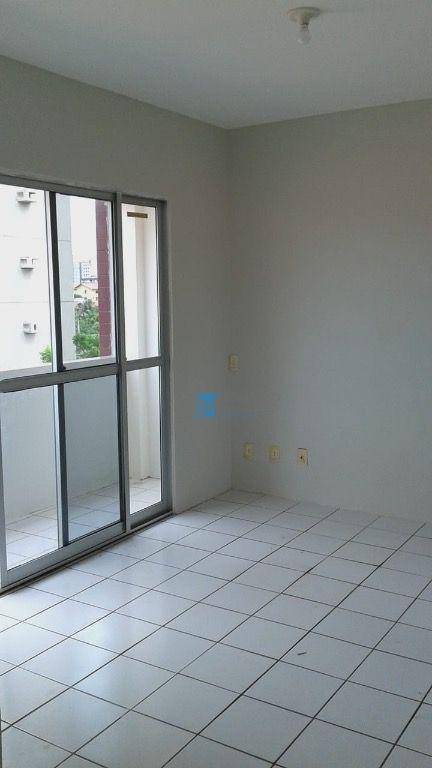 Apartamento à venda com 2 quartos, 60m² - Foto 15