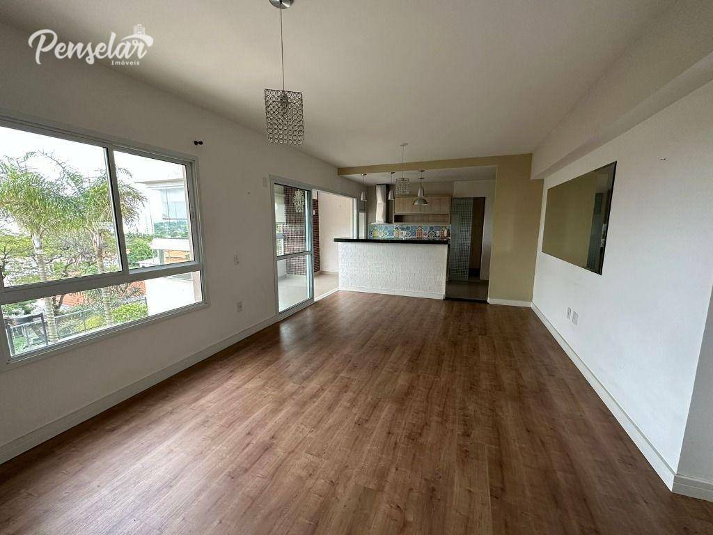 Apartamento à venda com 3 quartos, 96m² - Foto 1