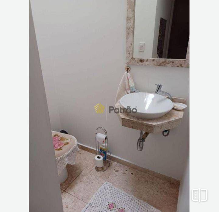 Casa, 4 quartos, 250 m² - Foto 11