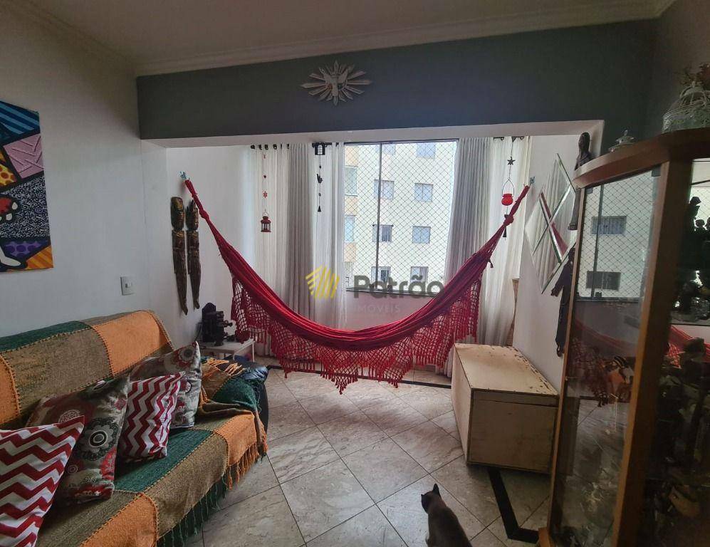 Apartamento à venda com 3 quartos, 70m² - Foto 1