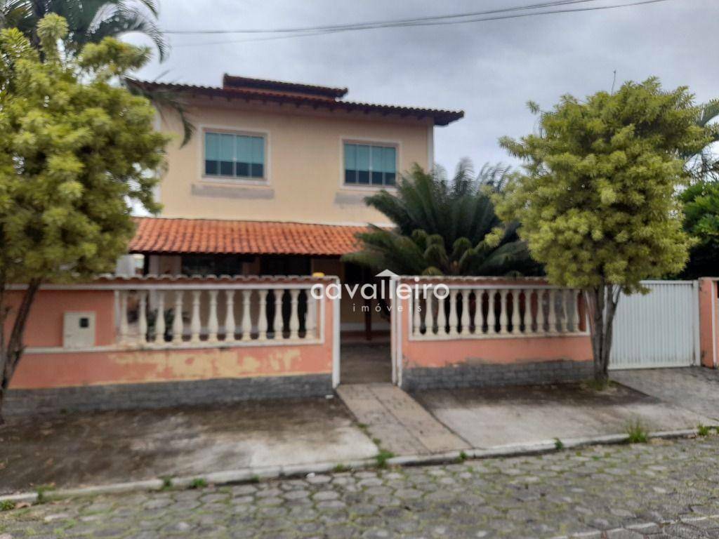 Casa de Condomínio à venda com 3 quartos, 245m² - Foto 3