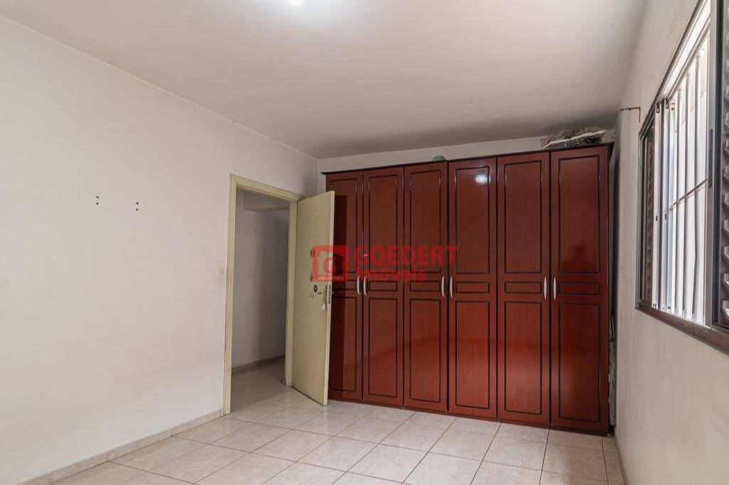 Casa à venda com 3 quartos, 320m² - Foto 16