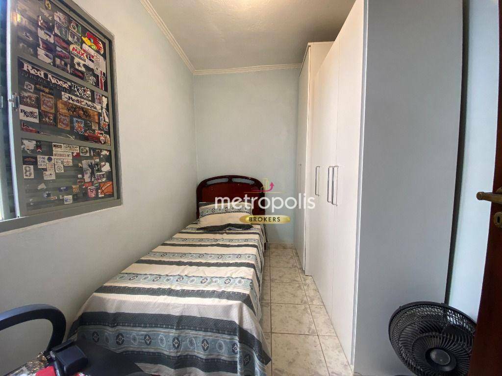 Casa à venda com 2 quartos, 180m² - Foto 25