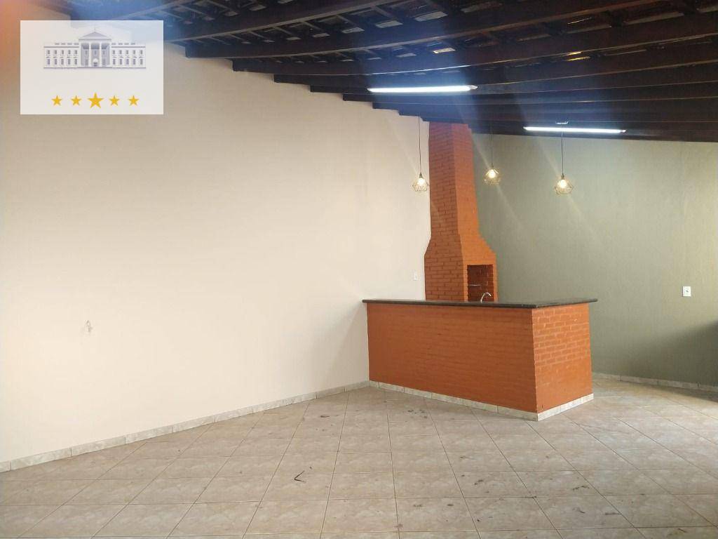 Casa à venda com 2 quartos, 119m² - Foto 1