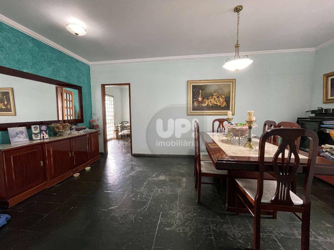 Casa à venda com 4 quartos, 346m² - Foto 12