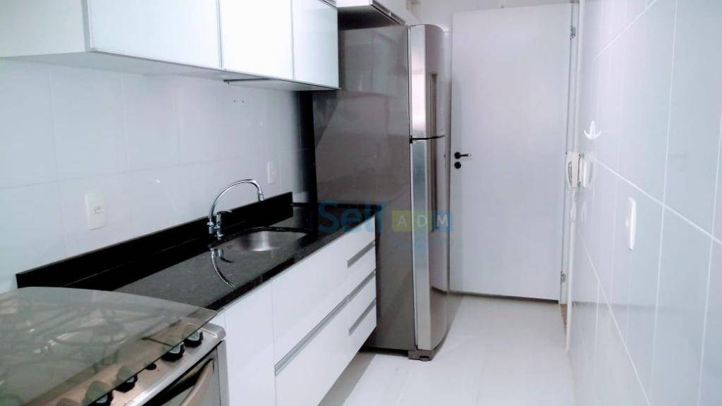 Apartamento para alugar com 2 quartos, 75m² - Foto 10