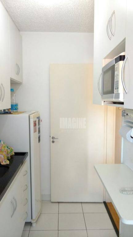 Apartamento à venda com 2 quartos, 42m² - Foto 7