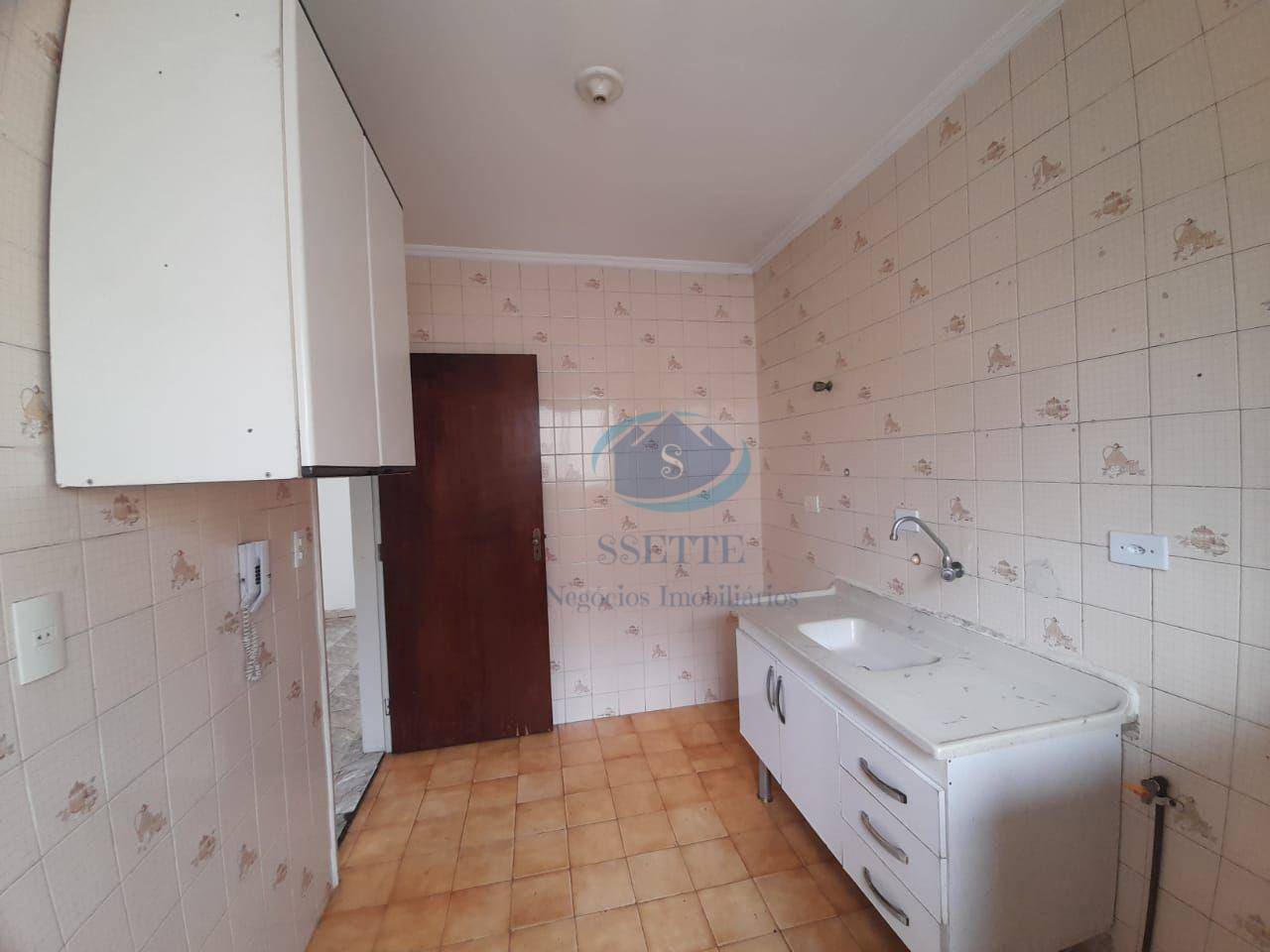 Apartamento à venda com 2 quartos, 49m² - Foto 11