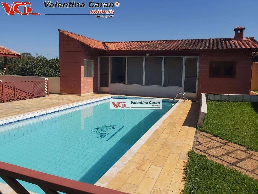 Chácara à venda com 3 quartos, 400m² - Foto 1