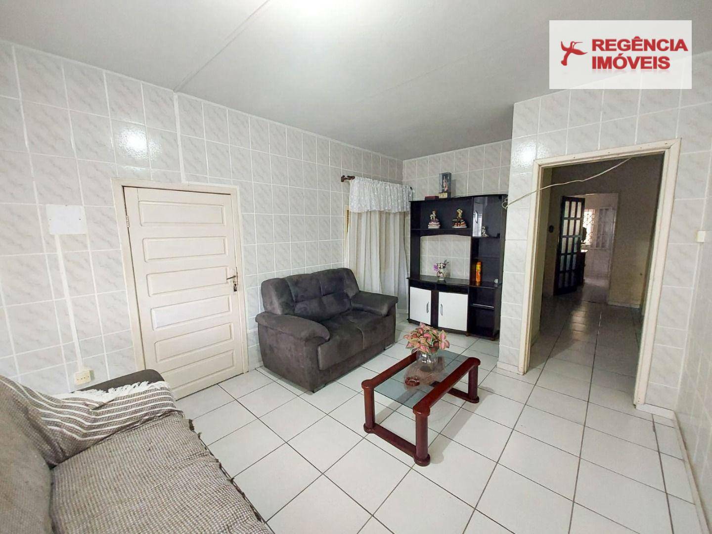 Casa para alugar com 8 quartos, 200m² - Foto 11