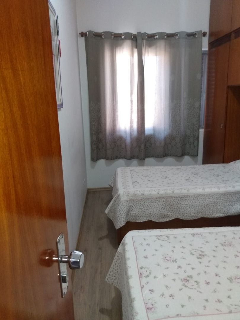 Casa à venda com 3 quartos, 180m² - Foto 12