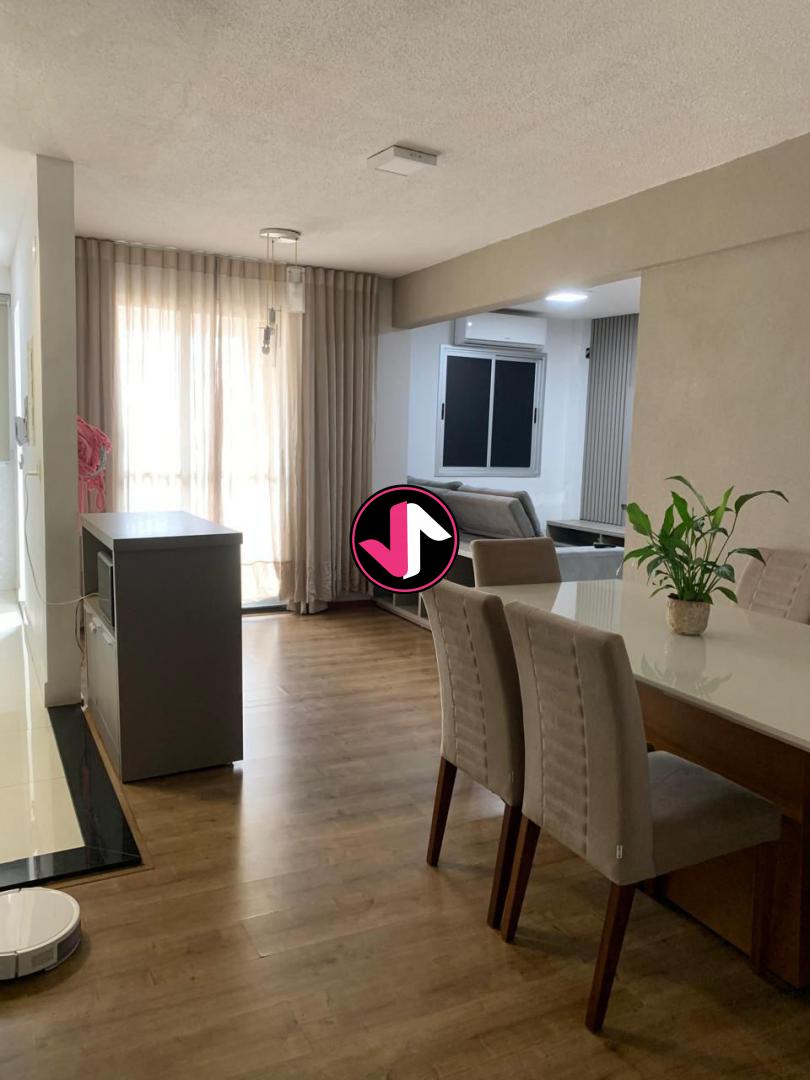 Apartamento à venda com 2 quartos, 70m² - Foto 1