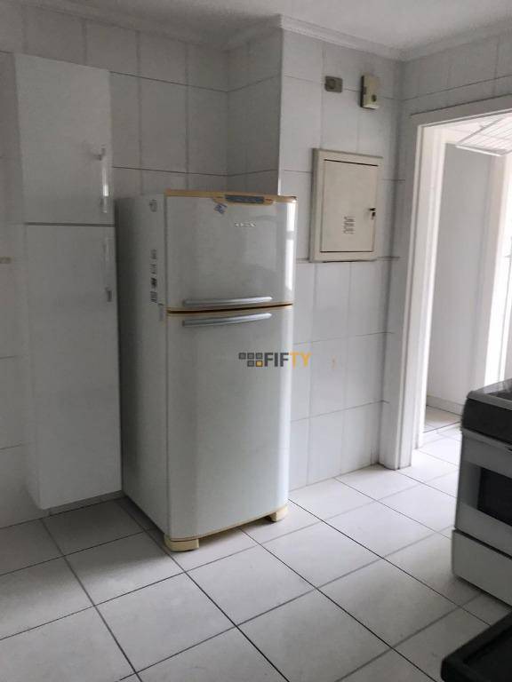 Apartamento para alugar com 3 quartos, 102m² - Foto 22