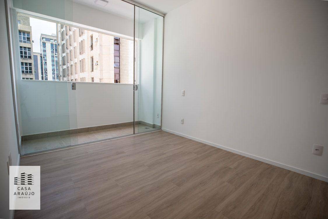 Apartamento à venda com 2 quartos, 67m² - Foto 9