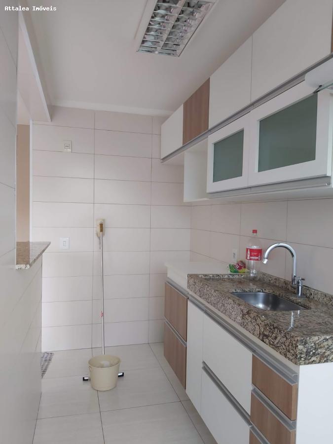 Apartamento à venda com 3 quartos, 92m² - Foto 4