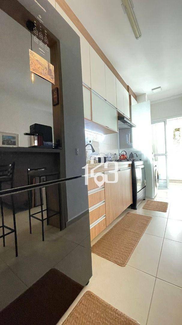 Apartamento para alugar com 2 quartos, 68m² - Foto 18