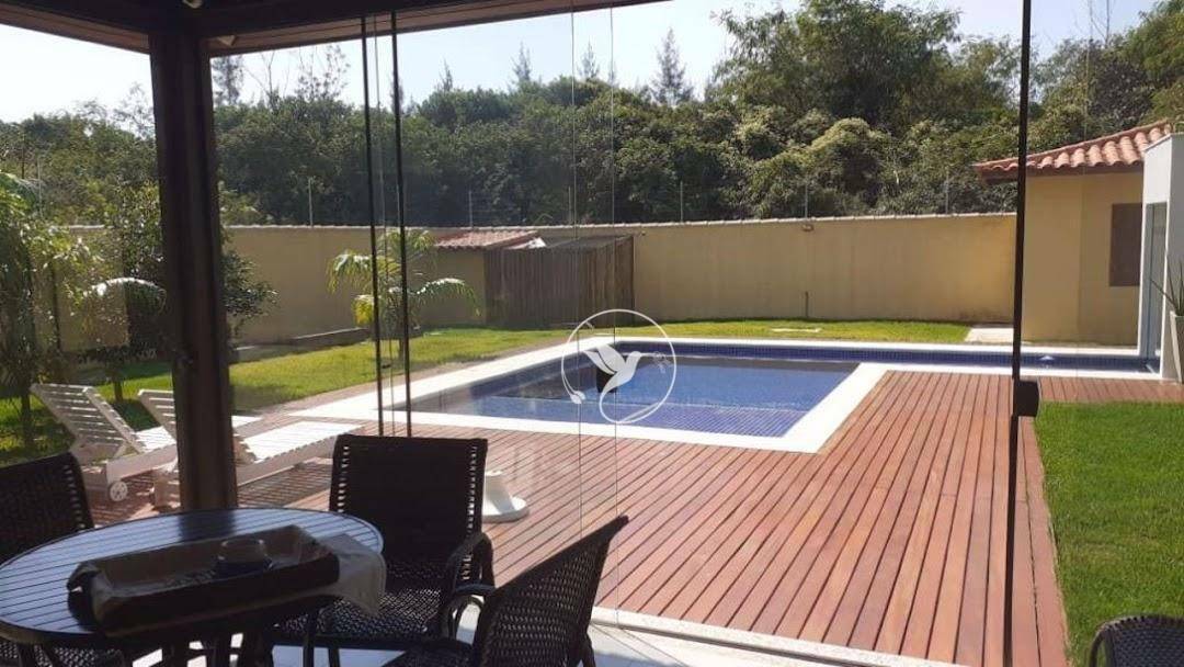 Casa à venda com 6 quartos, 438m² - Foto 2