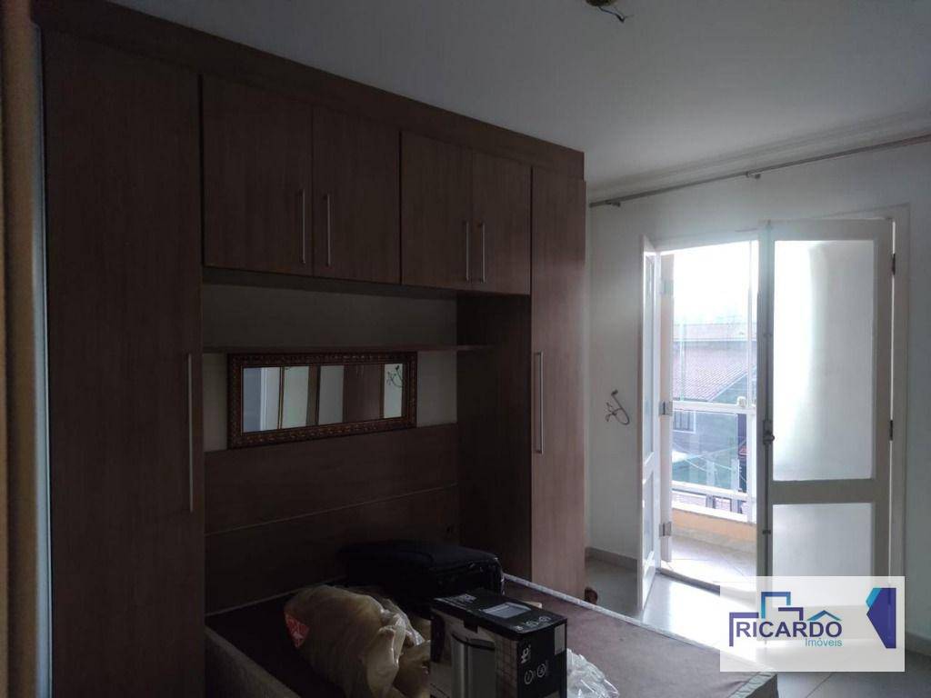 Sobrado à venda com 3 quartos, 182m² - Foto 4