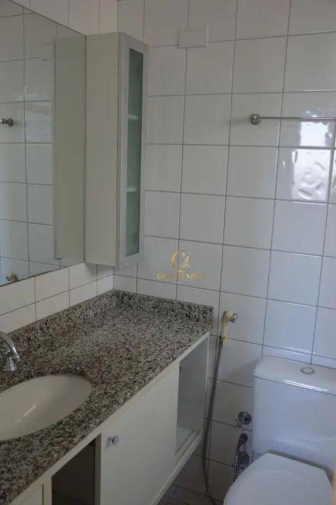 Apartamento para alugar com 3 quartos, 105m² - Foto 10