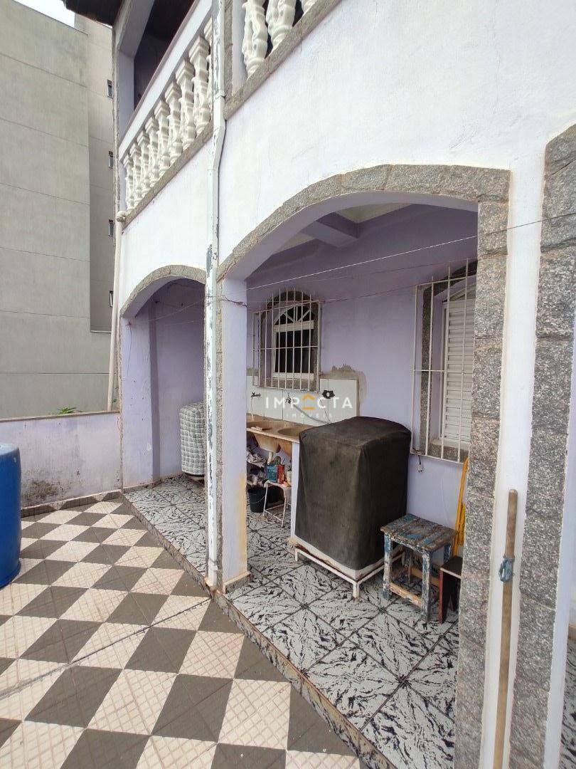 Casa à venda com 3 quartos, 169m² - Foto 31