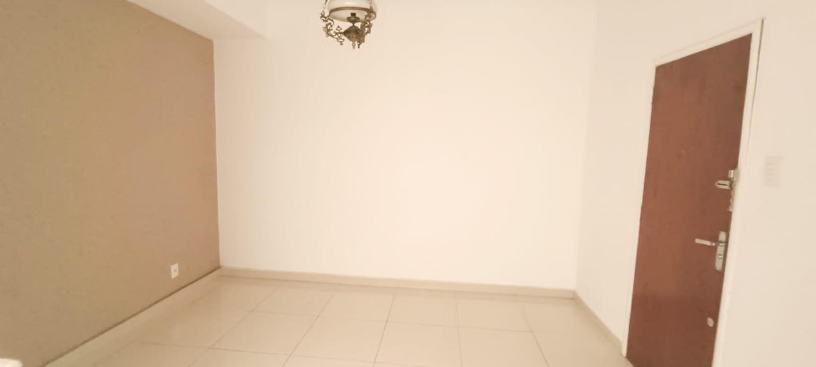 Apartamento à venda com 3 quartos, 80m² - Foto 4