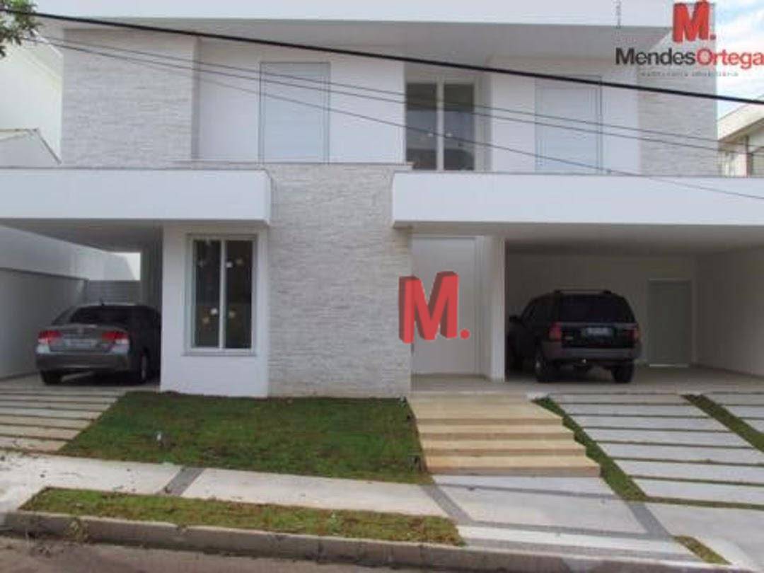 Casa de Condomínio à venda e aluguel com 3 quartos, 380m² - Foto 1