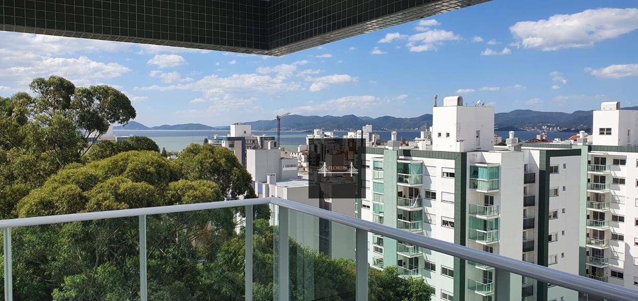 Apartamento à venda com 3 quartos, 136m² - Foto 1