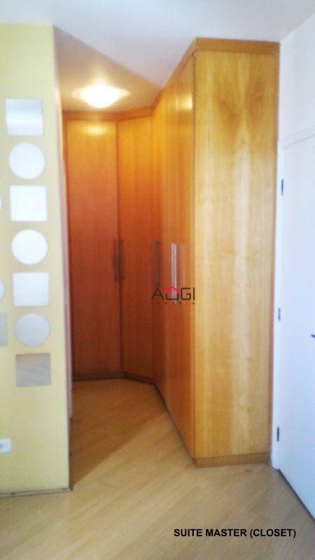 Apartamento à venda com 3 quartos, 101m² - Foto 17